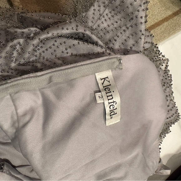 ⭐️KLEINFELD Storm Gray Beaded Evening Gown - Size 2 - Picture 6 of 8